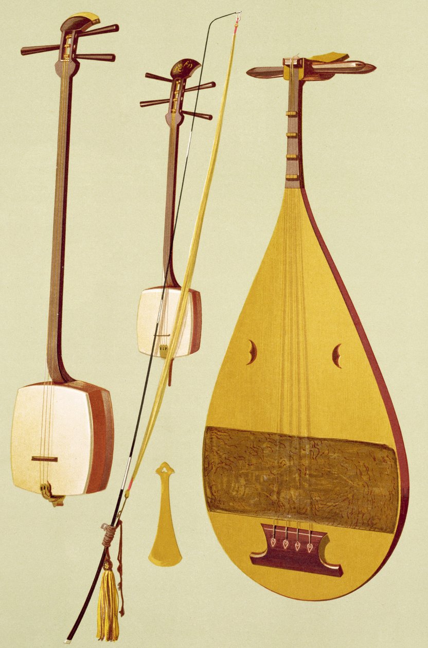 En shamisen, en kokyu og en biwa, japansk, fra 