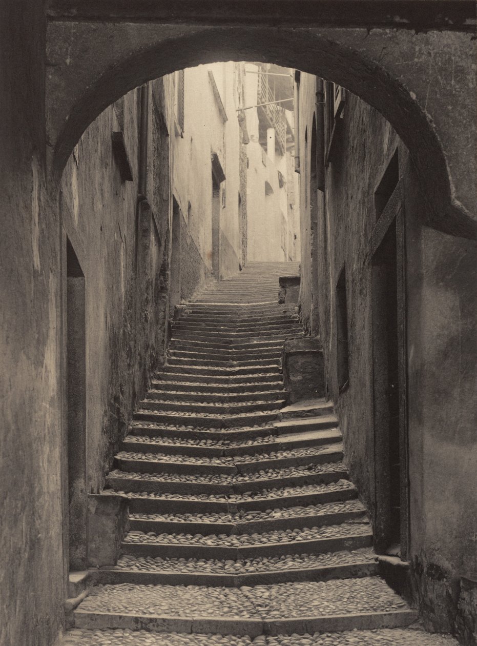 En gate i Bellagio av Alfred Stieglitz