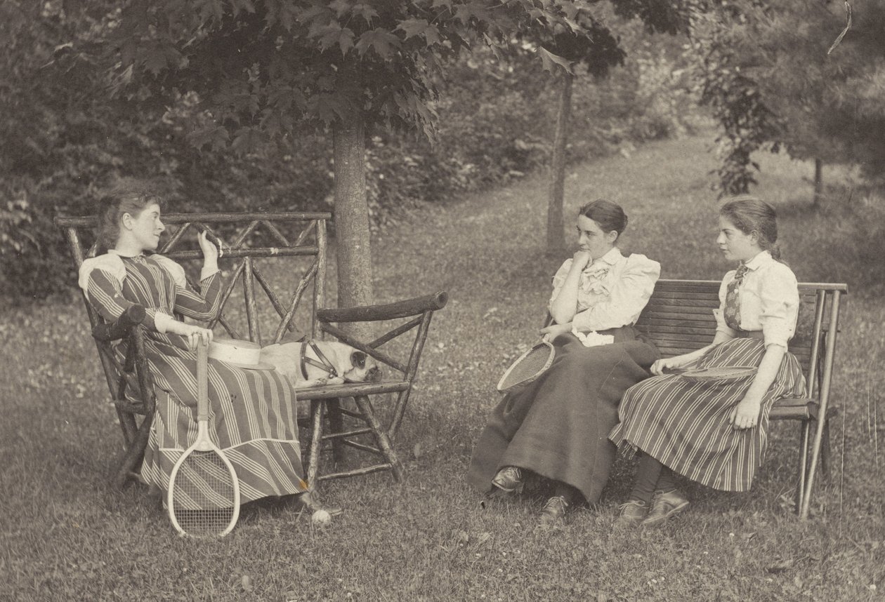 Emmy Obermeyer, Agnes Stieglitz og Flora Small i Oaklawn av Alfred Stieglitz