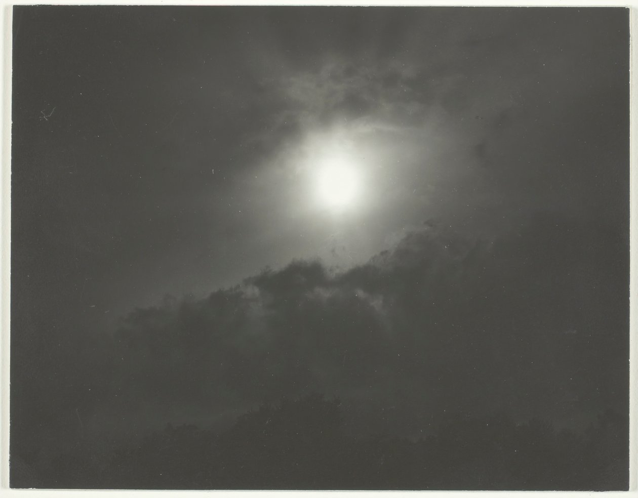 Tilsvarende, c. 1929. av Alfred Stieglitz