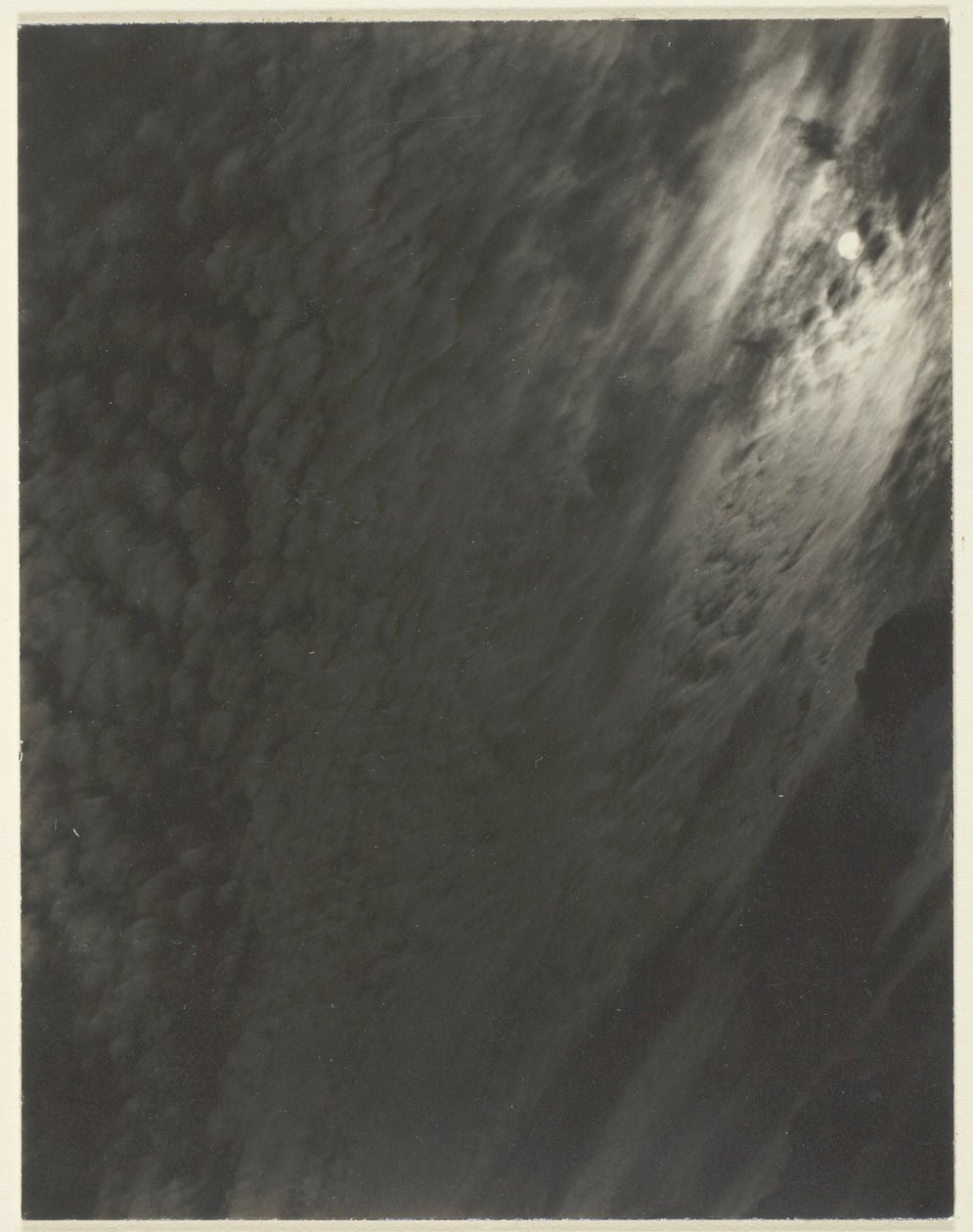 Tilsvarende, fra sett A (tredje sett, utskrift 6) av Alfred Stieglitz
