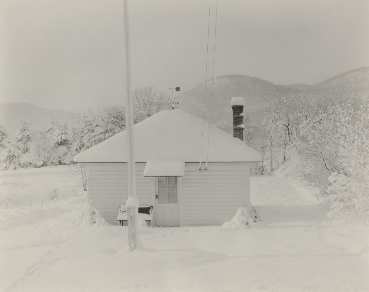 Den første snøen og det lille huset av Alfred Stieglitz