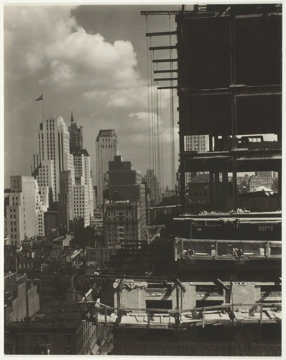 Fra mitt vindu på et amerikansk sted, nord, 1931. av Alfred Stieglitz
