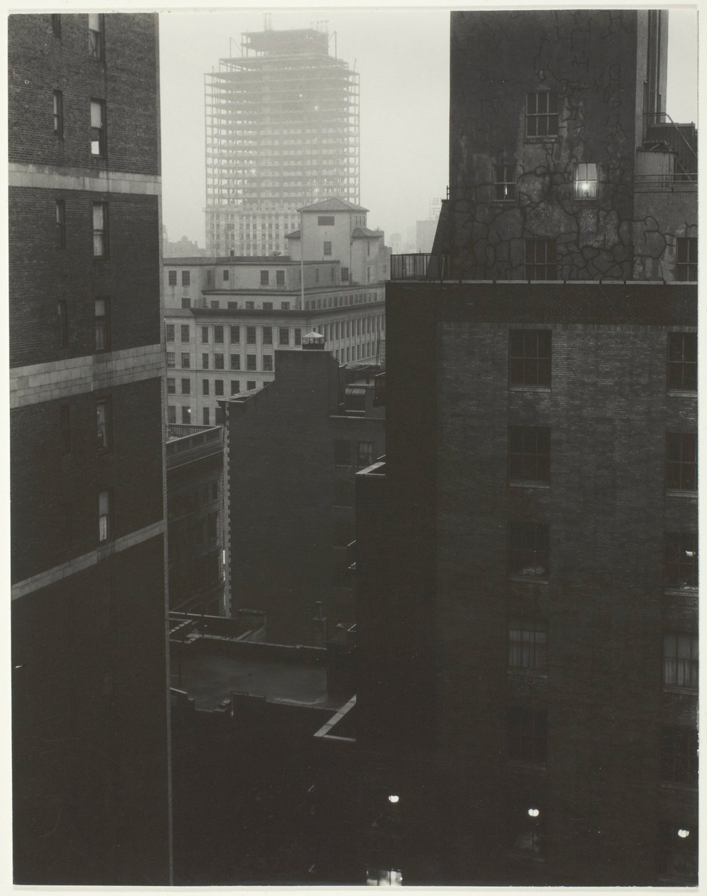 Fra vinduet mitt på An American Place, Southwest av Alfred Stieglitz