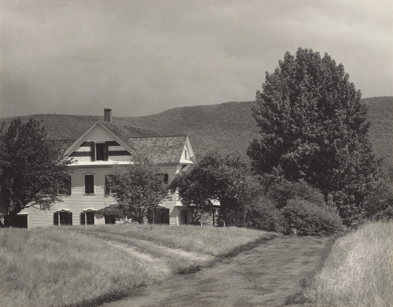 Hus på høyden av Alfred Stieglitz