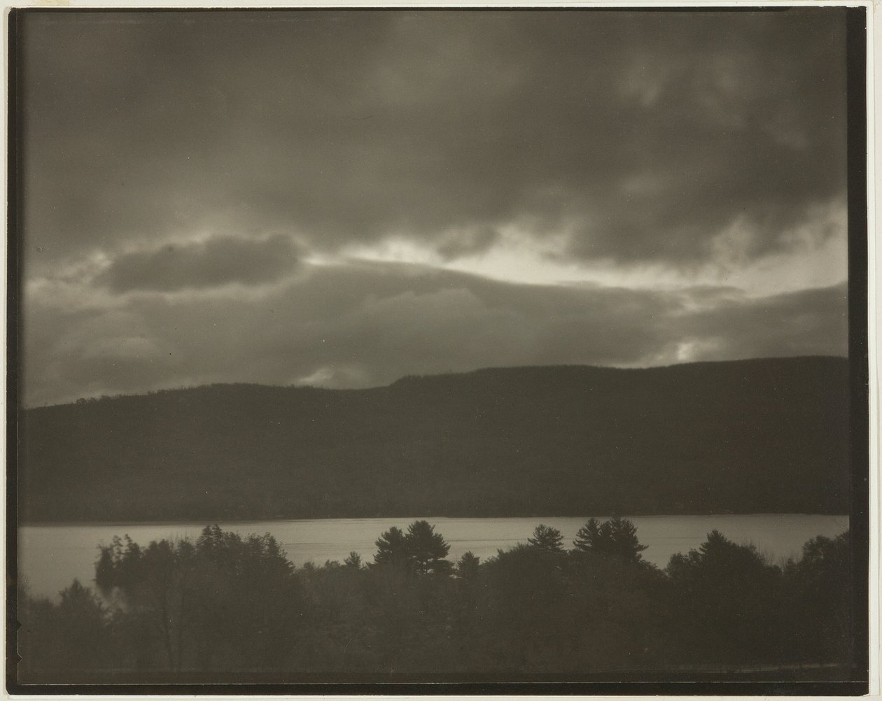 Lake George av Alfred Stieglitz