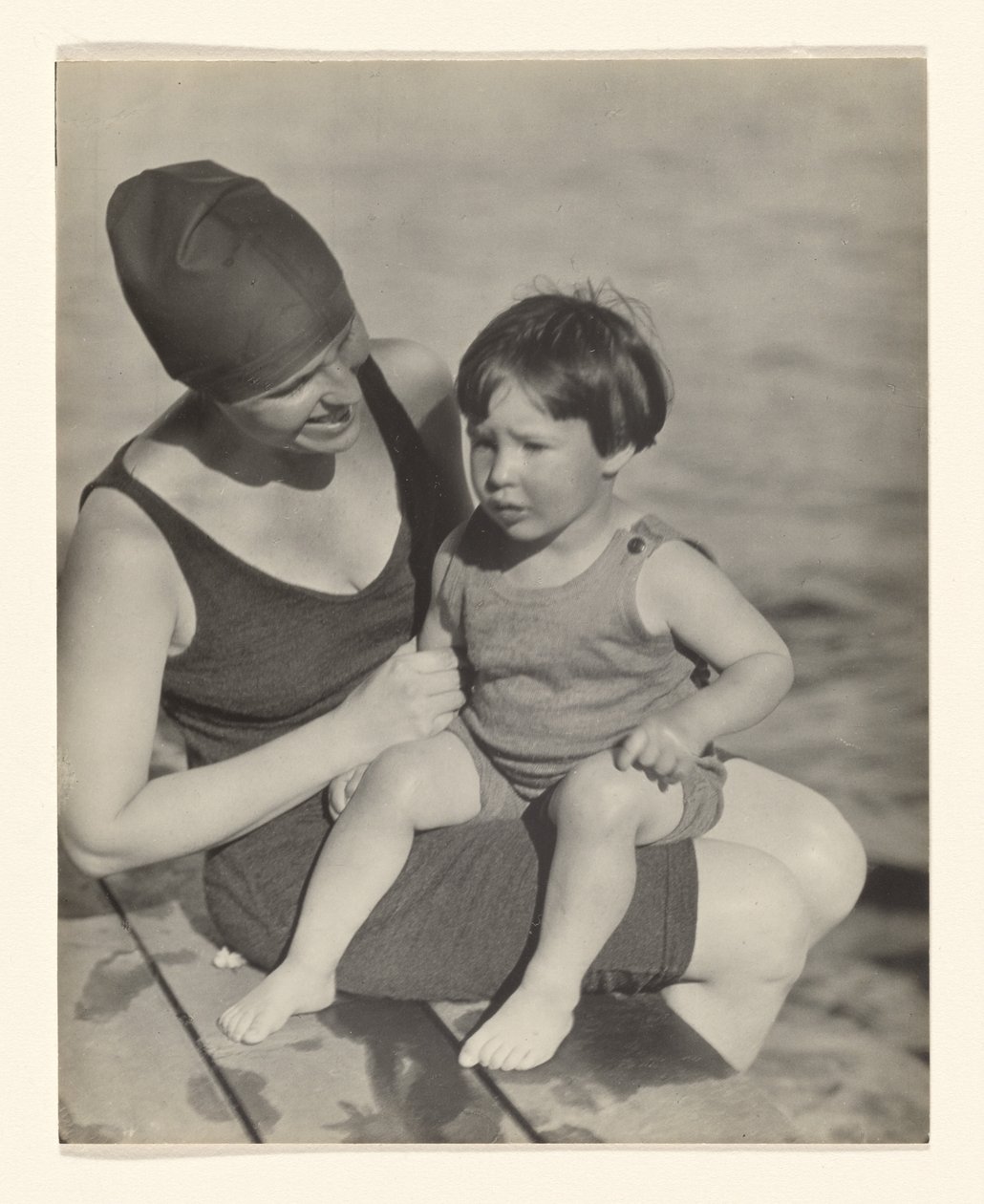 [Marie Rapp Boursault og Yvonne Boursault, Lake George] av Alfred Stieglitz