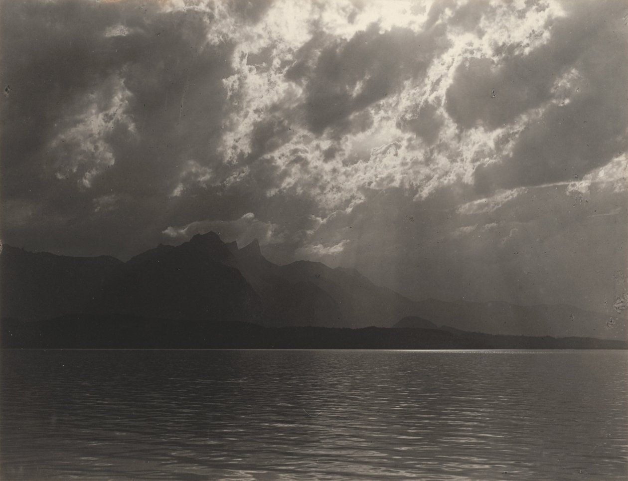 Ved Thunsjøen, Sveits av Alfred Stieglitz