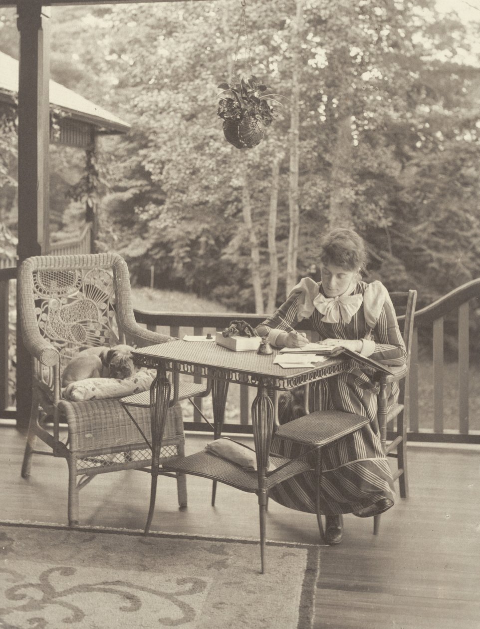 På verandaen, Oaklawn, Lake George av Alfred Stieglitz