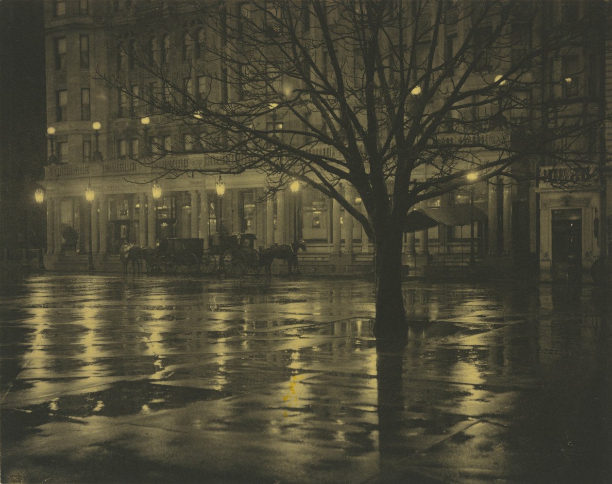 Savoy Hotel, New York av Alfred Stieglitz