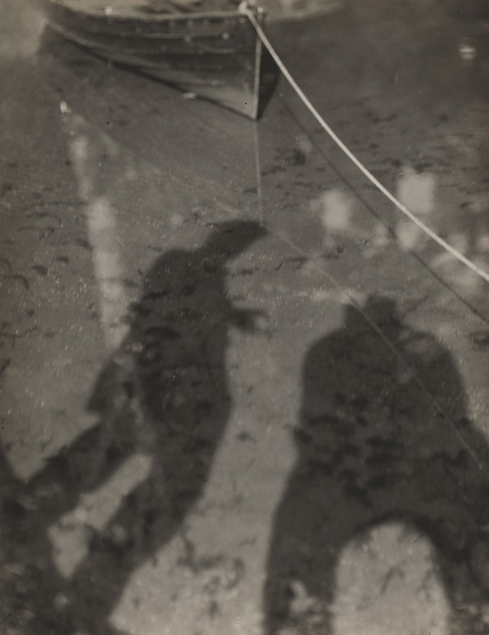 Skygger i innsjøen av Alfred Stieglitz