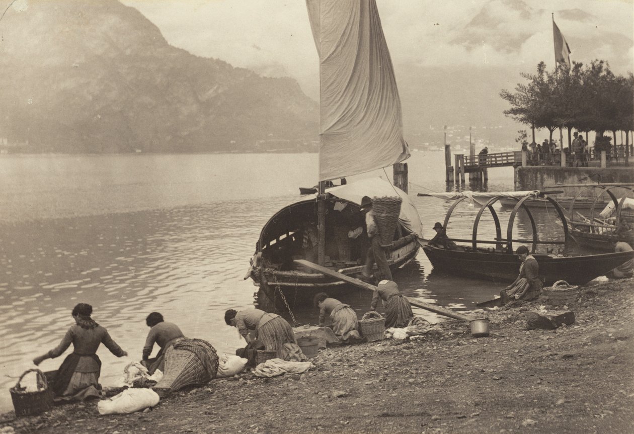 Vaskekvinner ved Comosjøen av Alfred Stieglitz