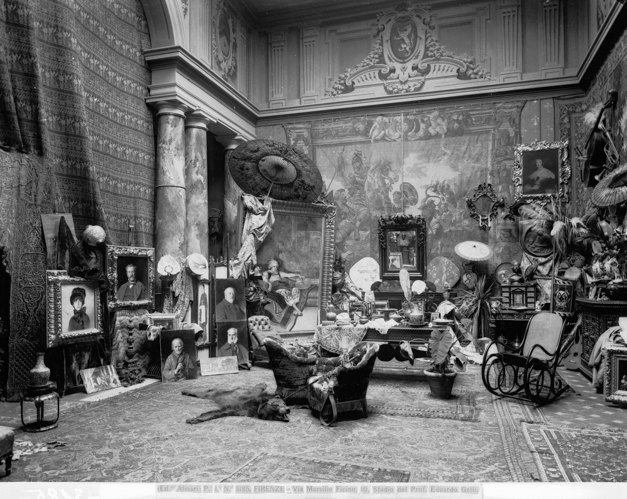 Studio til den florentinske maleren Eduardo Gelli, i Via Marsilio Ficino 10, Frorence (s/h foto) av Fratelli Alinari