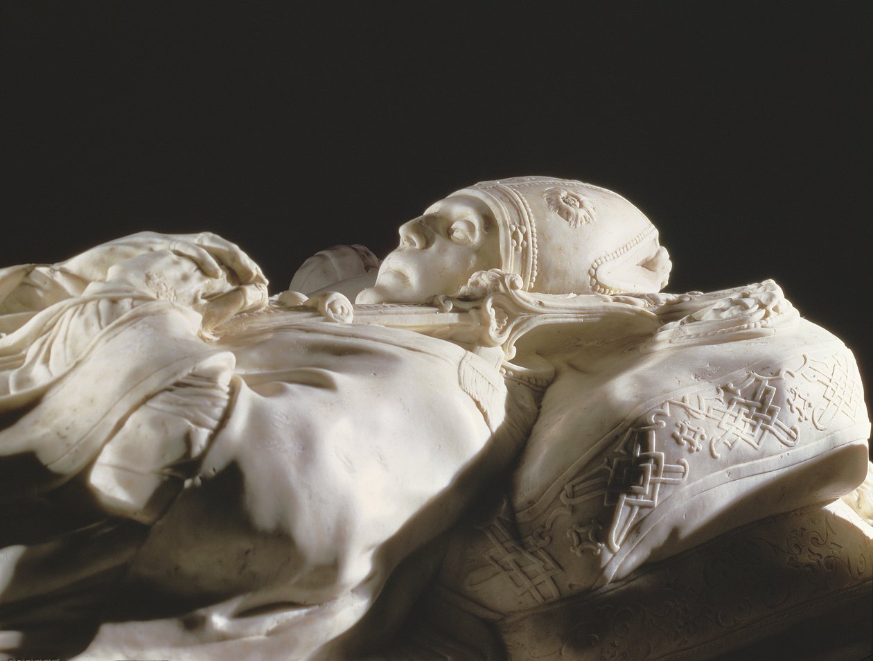 Tomb of Cardinal Tavera detalj av hodemarmoren av Alonso Berruguete