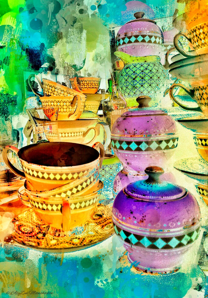Gold and Purple Stacks, 2014, (digital mixed media phoneography) av AlyZen Moonshadow