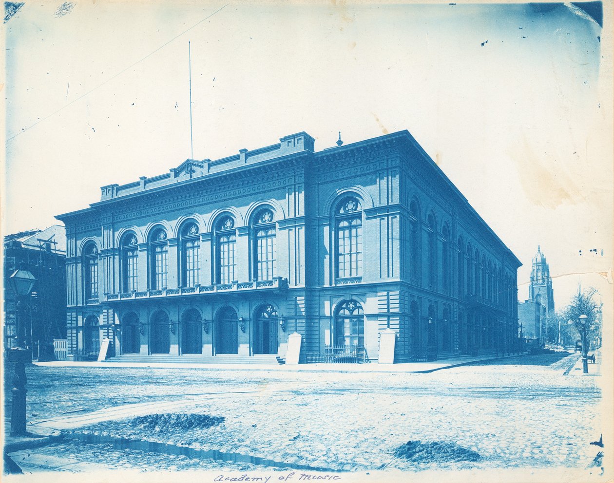 Academy of Music, Broad and Locust Streets, Philadelphia, PA, ca. 1865 (cyanotype) av American Photographer