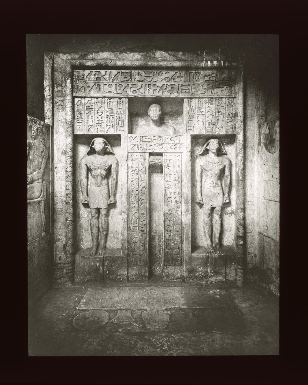 Kapell av graven til Nefer-Seshem-Ptah, Sakkara, 6. dynasti (lyktsklie) av American Photographer