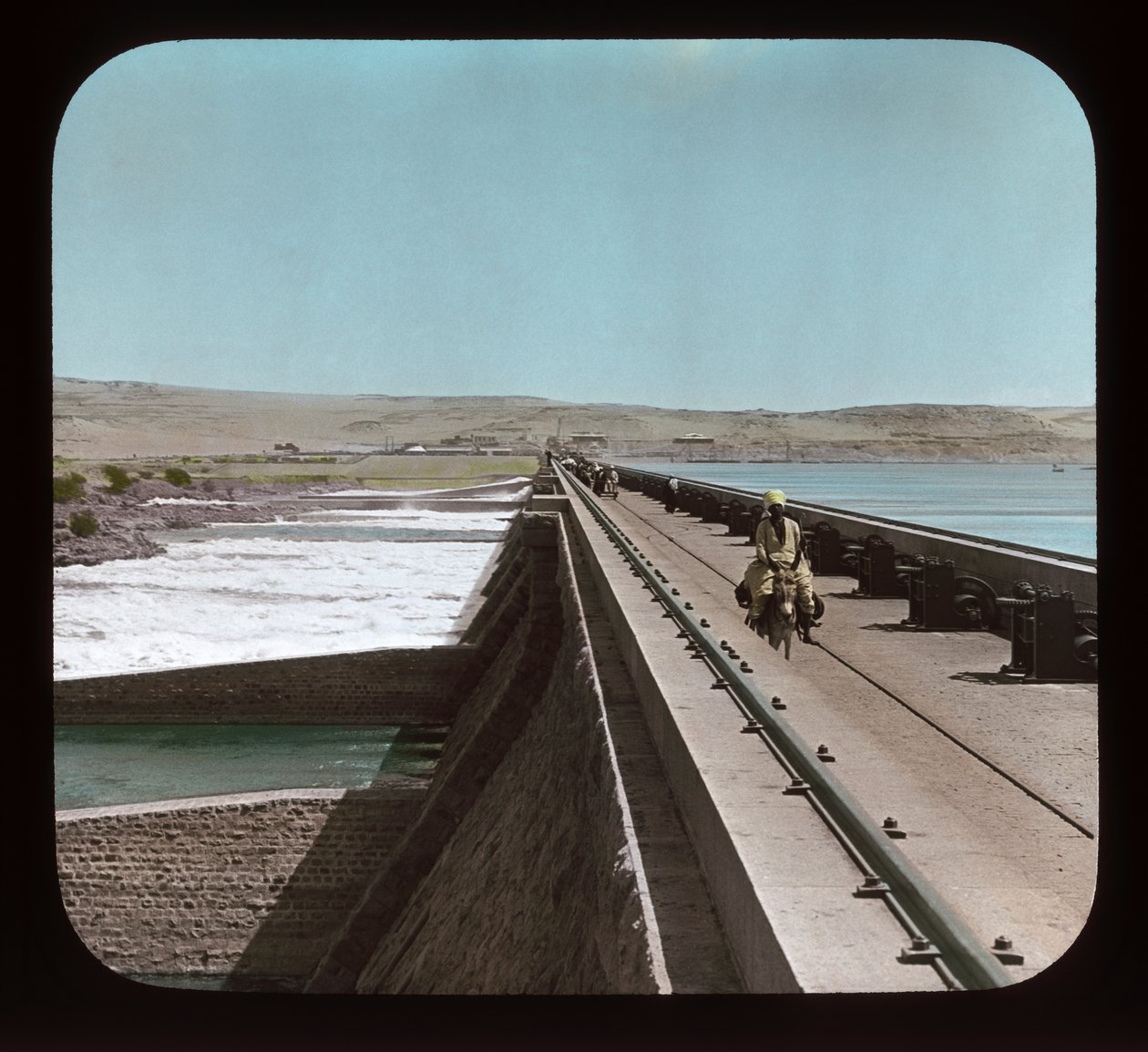 Egypt - Great Nile Dam, ved den første grå stæren (lanternesklie) av American Photographer