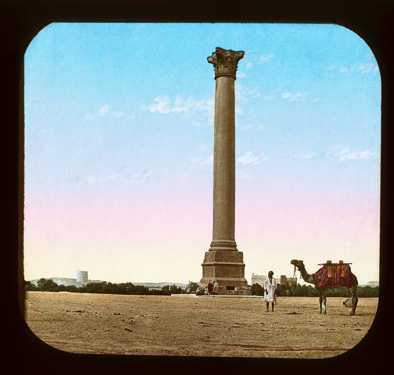 Egypt - Pompeys-søylen, Alexandria (lyktlys) av American Photographer
