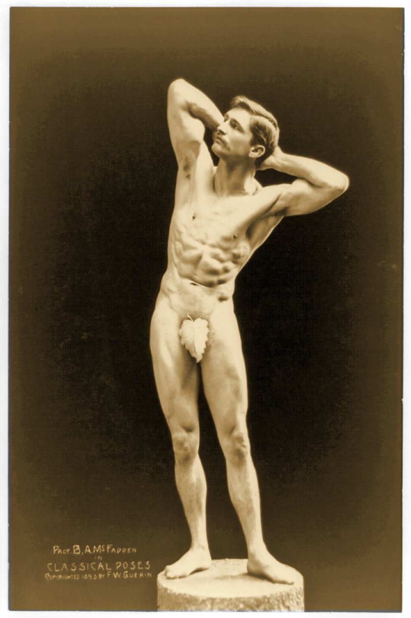 Nakenportrett i full lengde av Bernarr Macfadden, ca. 1893 av American Photographer