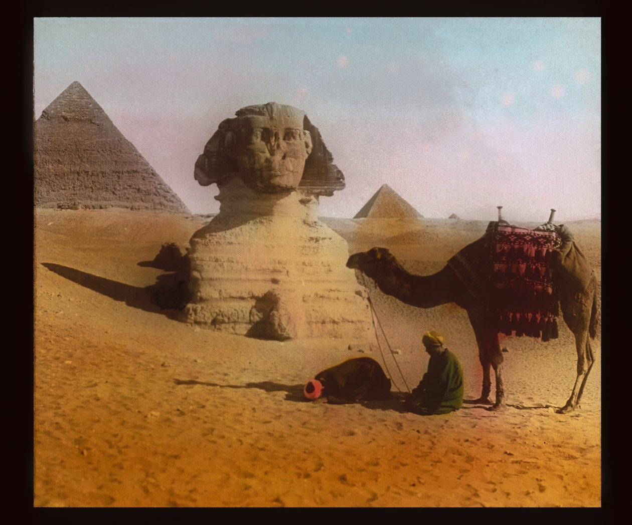 Gizeh - Pyramids and Sphinx (lanternelys) av American Photographer