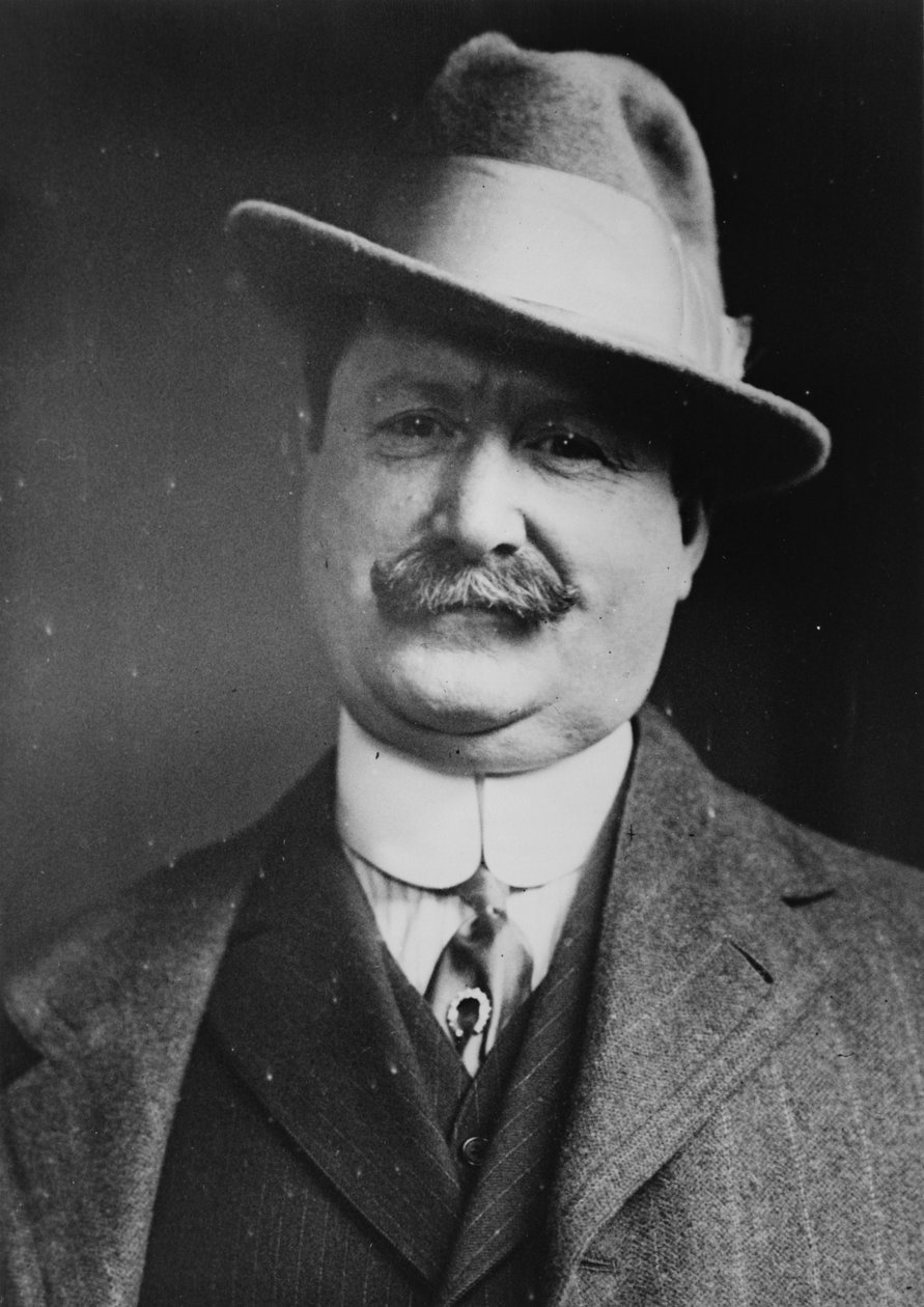 William J. Burns, 1927 av American Photographer