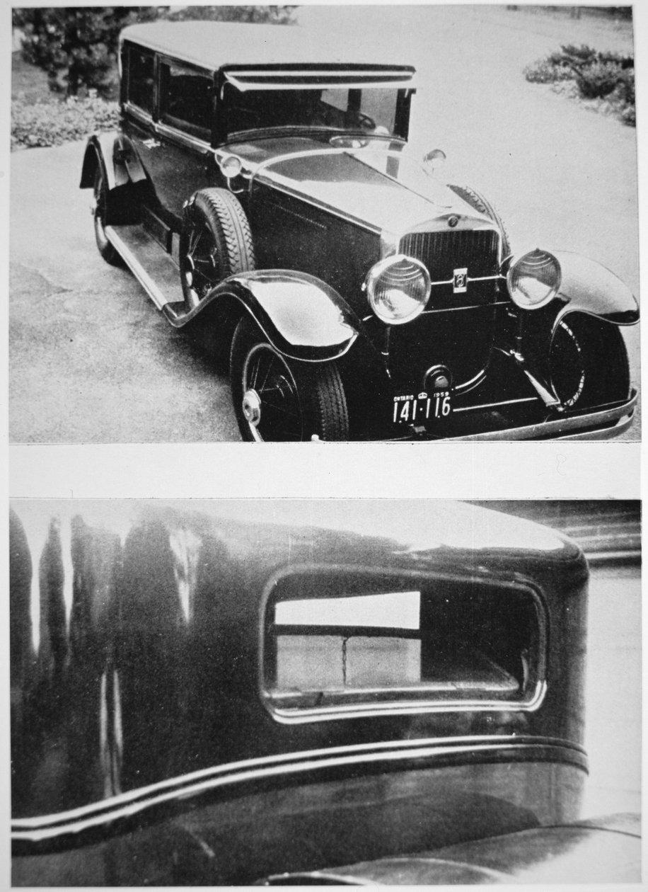 Al Capones (1899-1947) pansrede cadillac (s/hv-bilde) av American Photographer