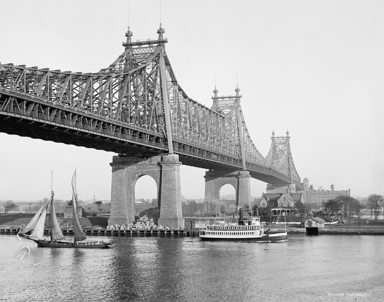Blackwells Island (dvs. Queensboro) Bridge, New York, N.Y., 1910-20 av American Photographer