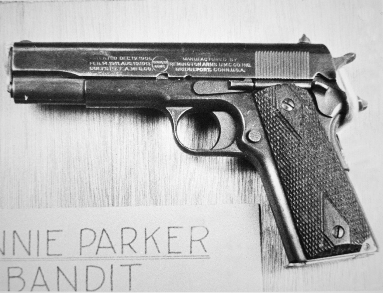 Bonnie Parkers (1910-34) pistol av American Photographer