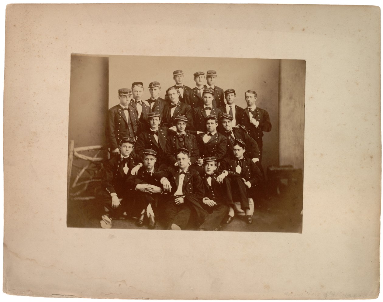 Hagers klasse på 61 19 i antall, ca. 1870 (sepia-bilde) av American Photographer