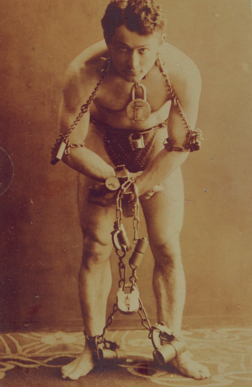 Harry Houdini i lenker, ca. 1899 av American Photographer
