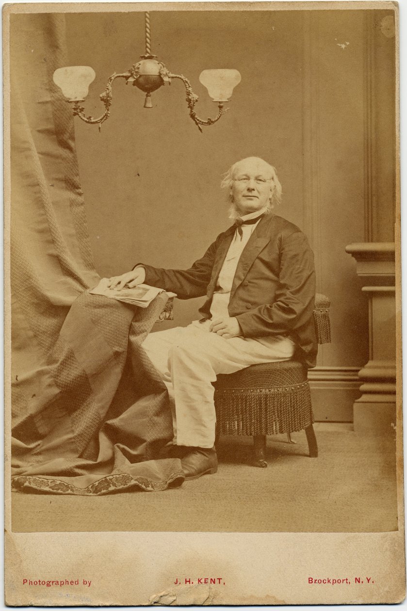 Horace Greeley (1811-72), amerikansk politiker og avisredaktør, foto av J H Kent, Brockport, New York (albumfoto) av American Photographer