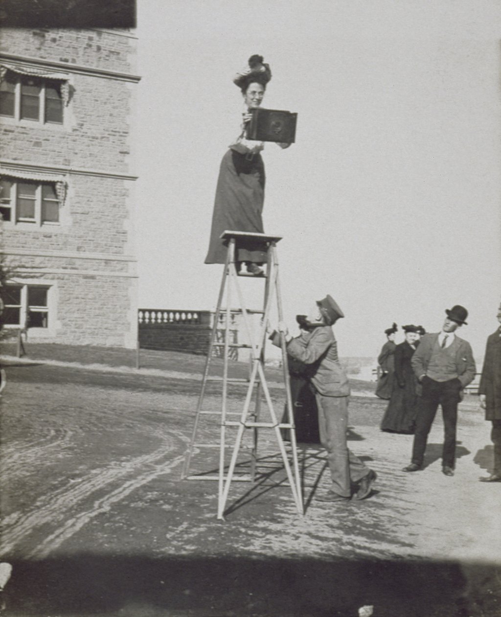 Jessie Tarbox Beals (1871-1942) på Louisiana Purchase Exposition, 1904 av American Photographer