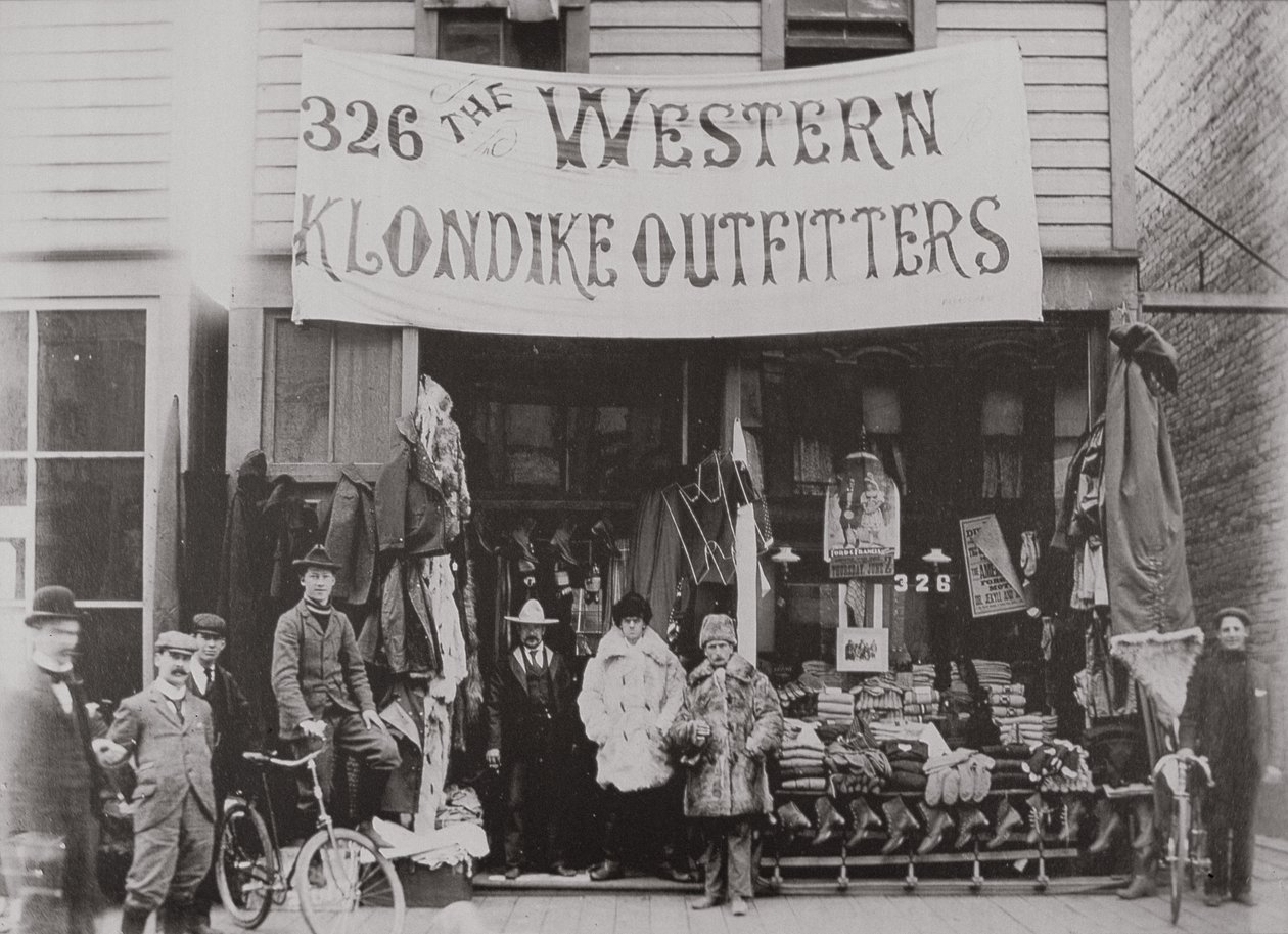 Klondike Outfitters-butikk, Cordova Street, Vancouver 1897 (s/hvitt-bilde) av American Photographer