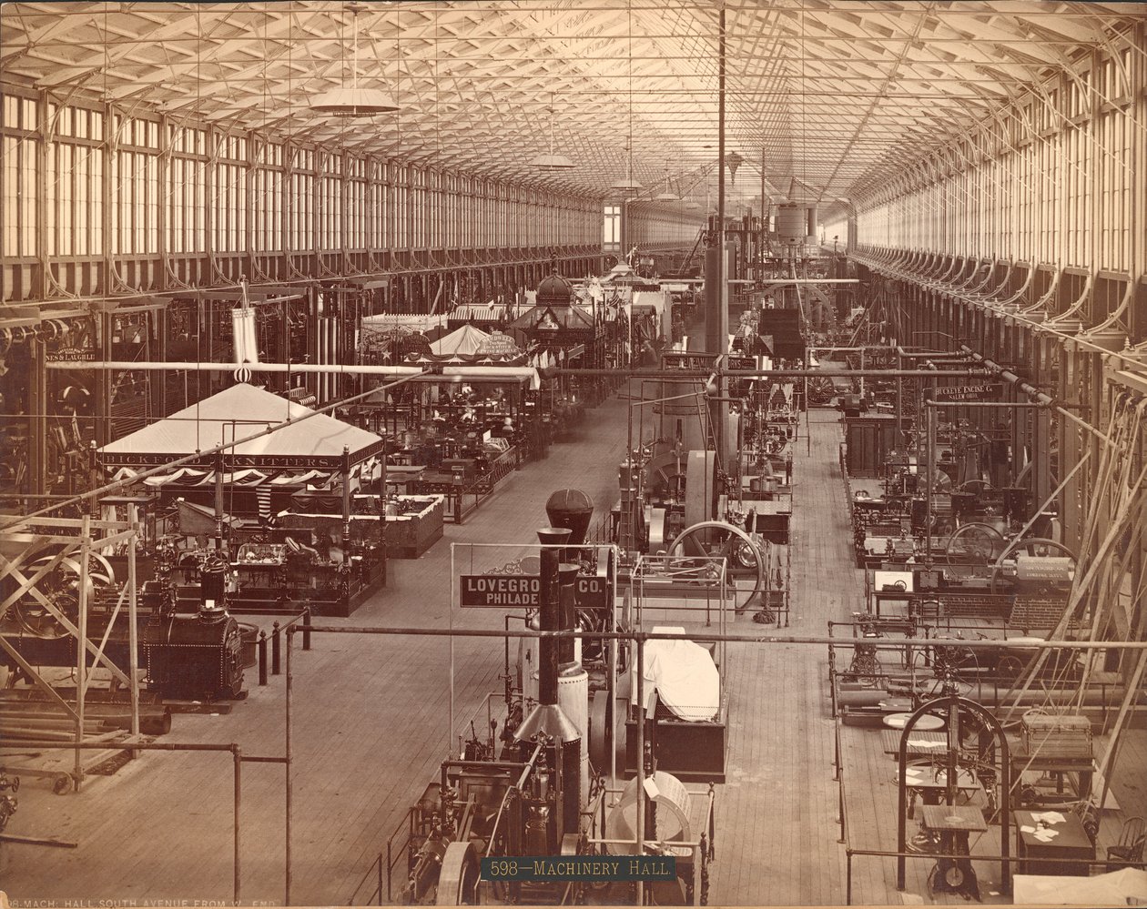 Machinery Hall, South Avenue, Philadelphia Centennial International Exhibition, 1876 (sølvalbumintrykk) av American Photographer