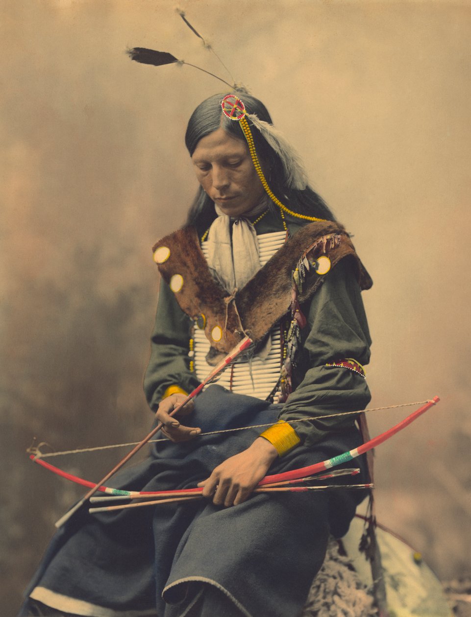 Portrett av Oglala Sioux Council Chief Bone Halskjede av American Photographer