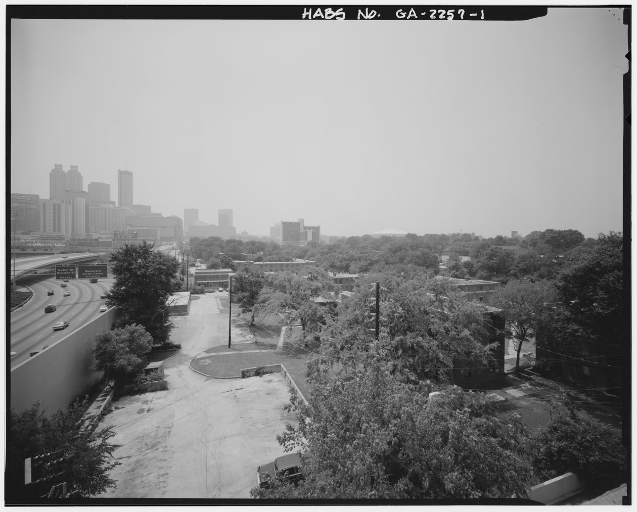 Techwood Homes (offentlige boliger), avgrenset av North Avenue, Parker Street, William Street & Lovejoy Street, Atlanta, Fulton County, GA (s/hvitt-bilde) av American Photographer