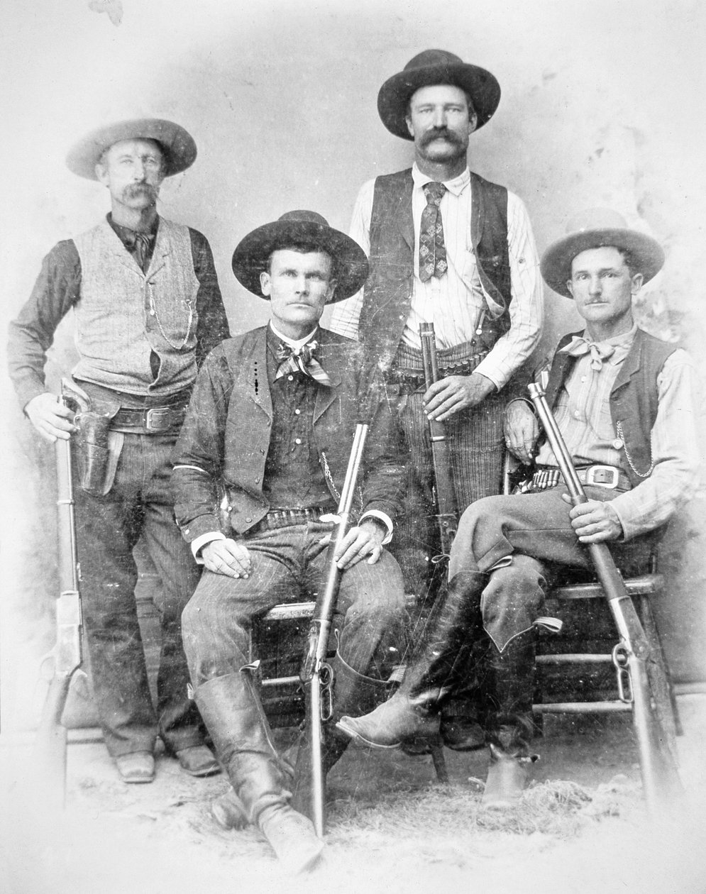 Texas Rangers bevæpnet med revolvere og Winchester-rifler av American Photographer