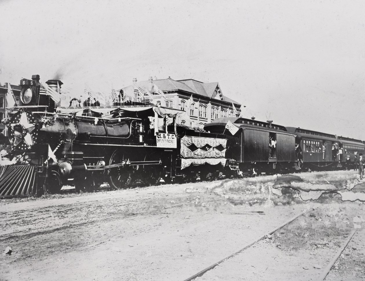 Tren med flagg av American Photographer