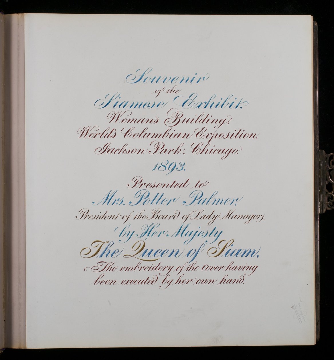 Side i fotoalbum av American School