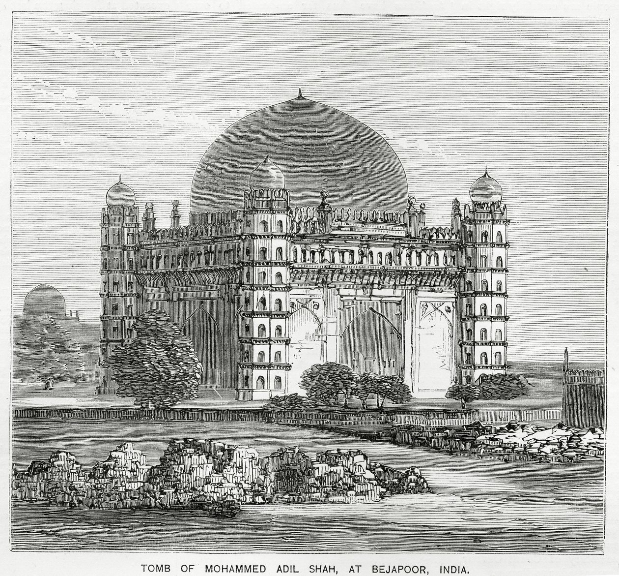 Gol Gumbaz, graven til Mohammed Adil Shah II, bygget i 1659 av American School