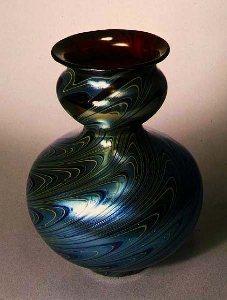Tiffany dobbel kalebassformet vase, New York, ca. 1890 (glass) av American School