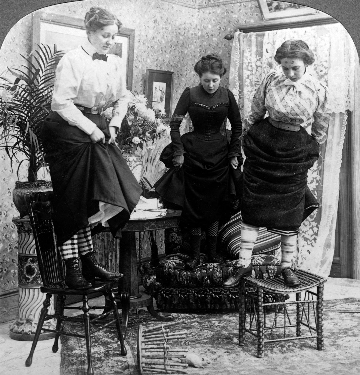 Rotter! Rotter!! Rotter!!!. av American Stereoscopic Company