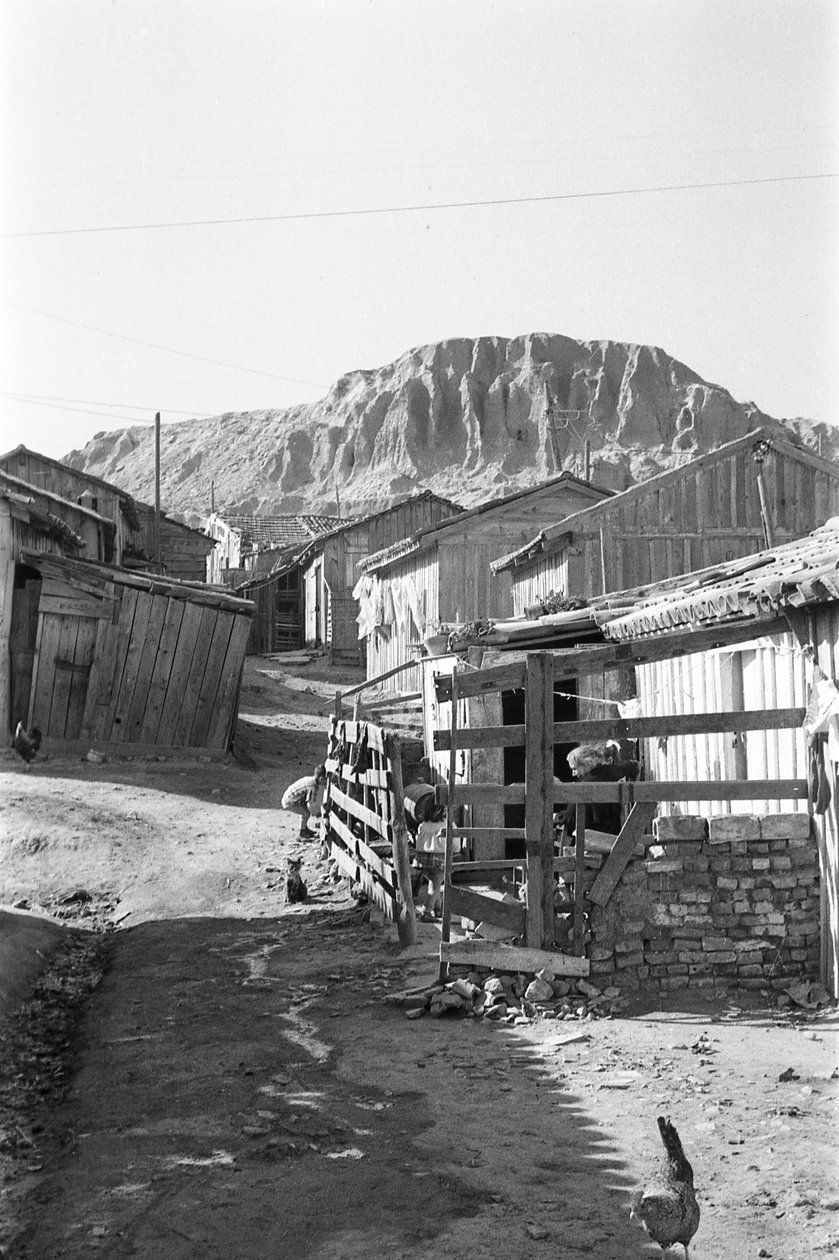 MONTECATINI LANDSBY, Crotone av Ando Gilardi