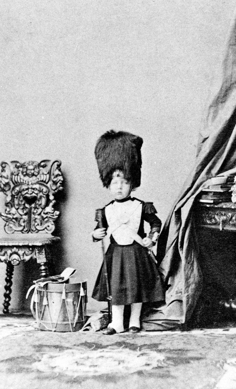 The Prince Imperial i uniformen til en trommeslager fra Grenadier Guards, ca. 1860 av Andre Adolphe Eugene Disderi