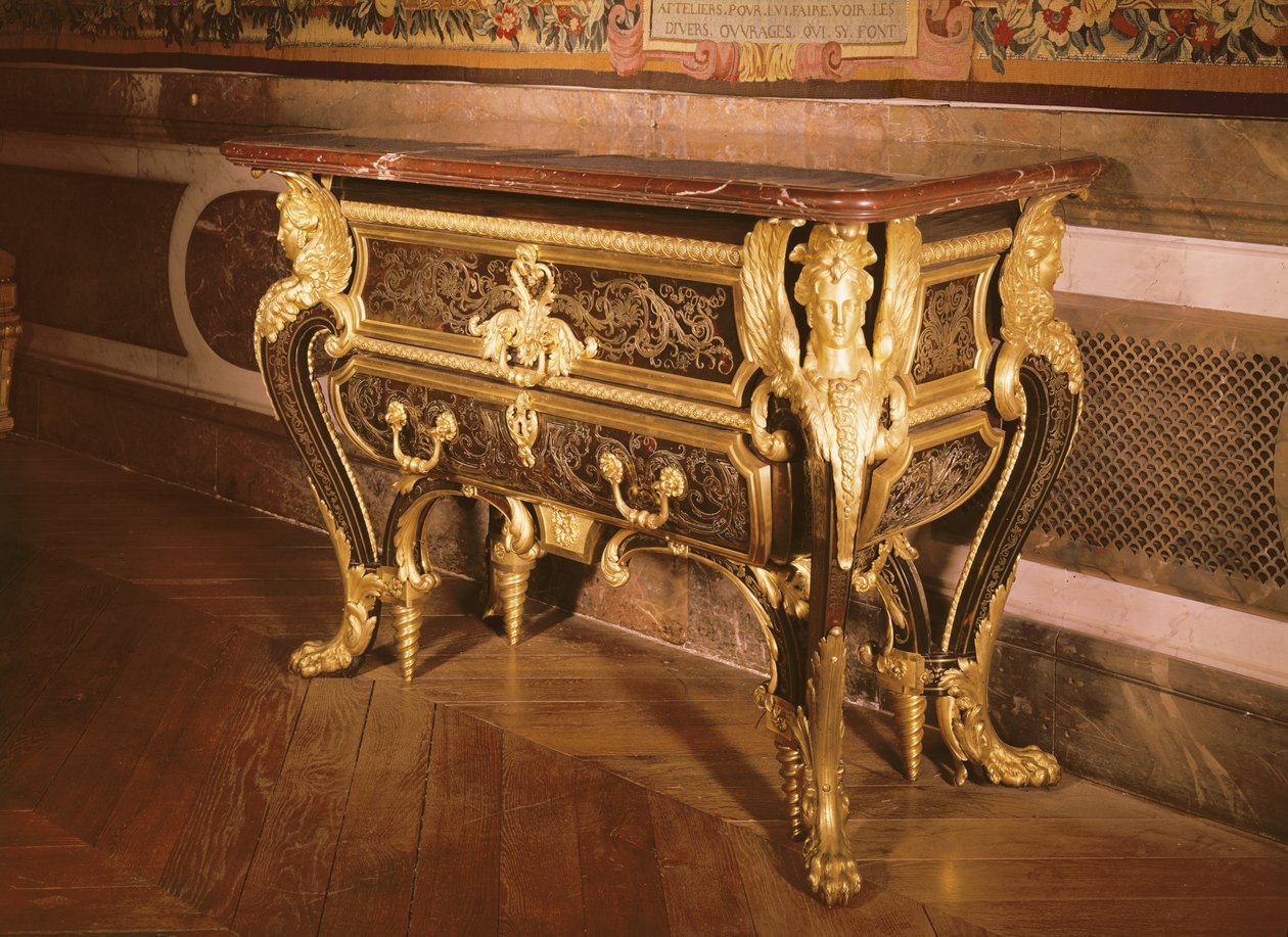 Mazarine-kommode (tre, bronse og marmor) av Andre Charles Boulle