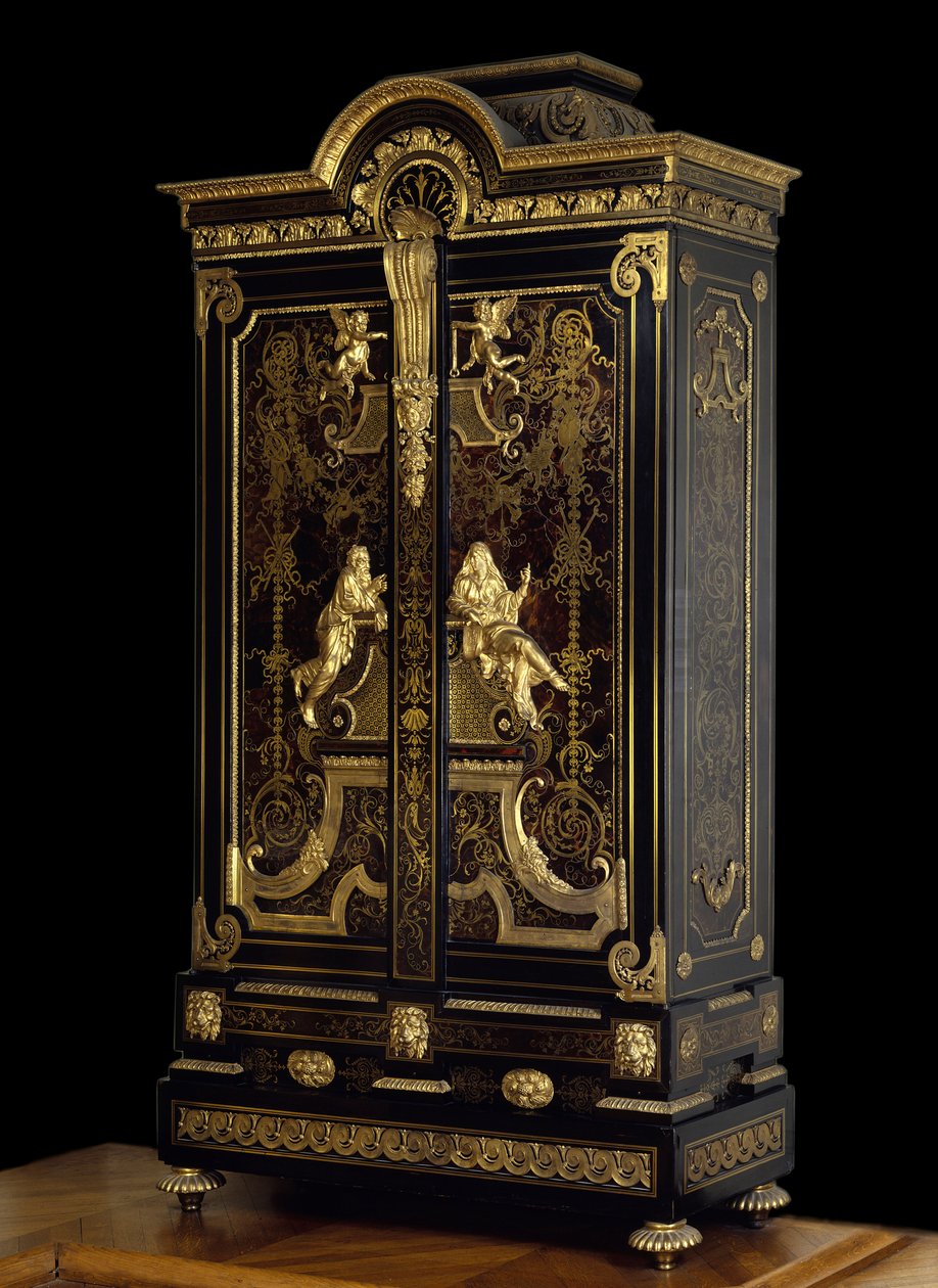 Møbler i Louis XIV-stil (1661-1715): garderobe dekorerer figurer av Aspasie og Sokrates laget i eik, ebene og forgylling av Andre Boulle (1642-1732) Vers 1710 Paris. Museet Louvre av Andre Charles Boulle