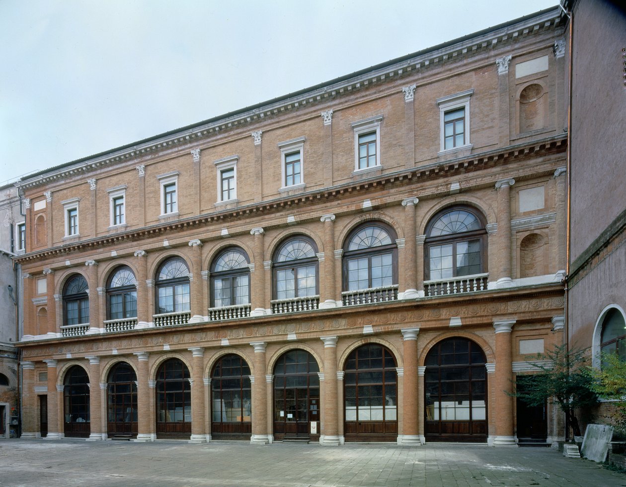 Gjenværende fløy av et kloster, nå Academy of Fine Arts, bygget 1552 av Andrea Palladio