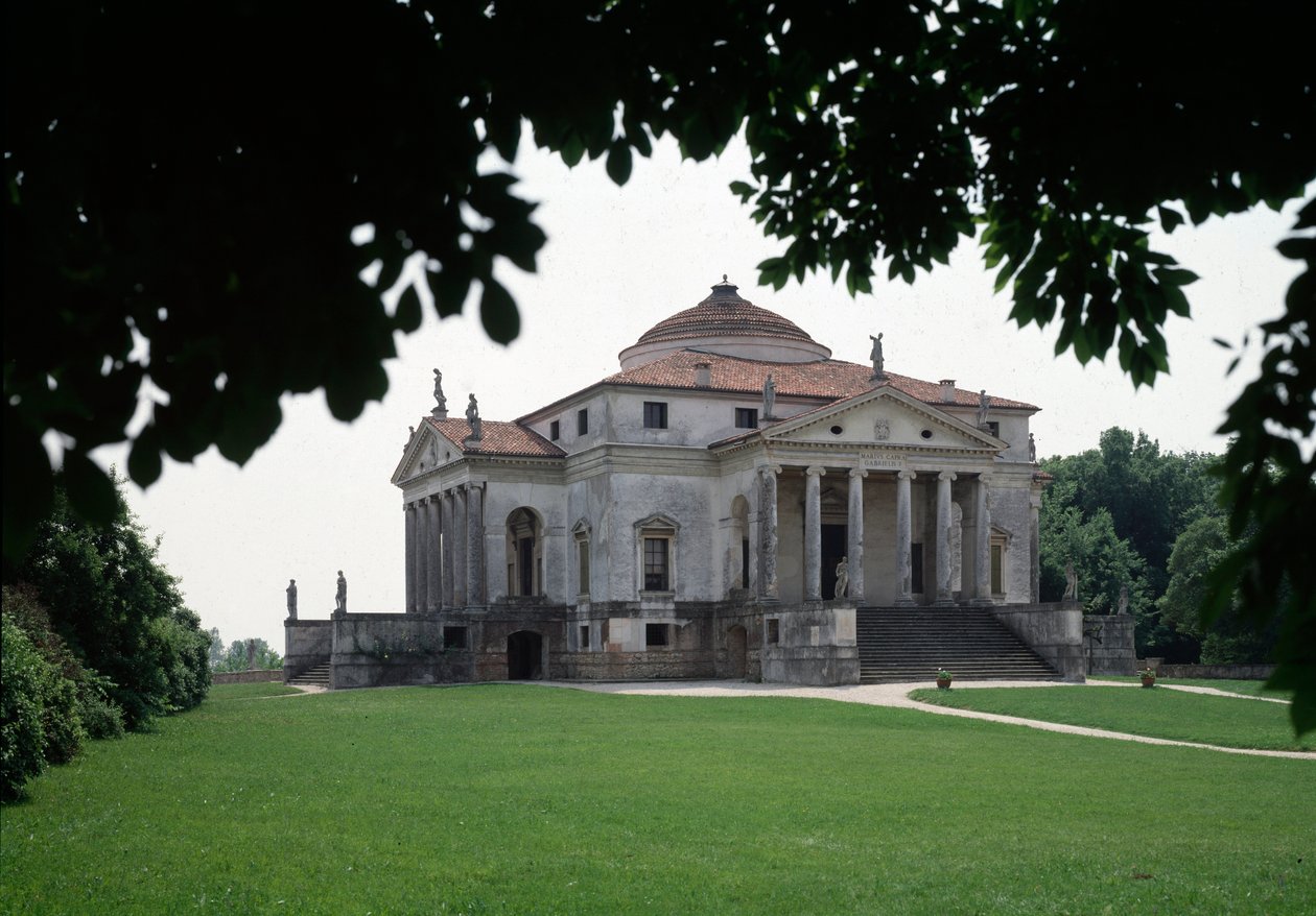 Utsikt over Villa Almerico-Capra, bygget av den italienske arkitekten Andrea Palladio (1508-1580) i 1567-1570 og fullført av Vincenzo Scamozzi (1552-1616) i 1591, Vicenza, Italia eller Rundkjøringen av Andrea Pa av Andrea and Scamozzi Vincenzo Palladio