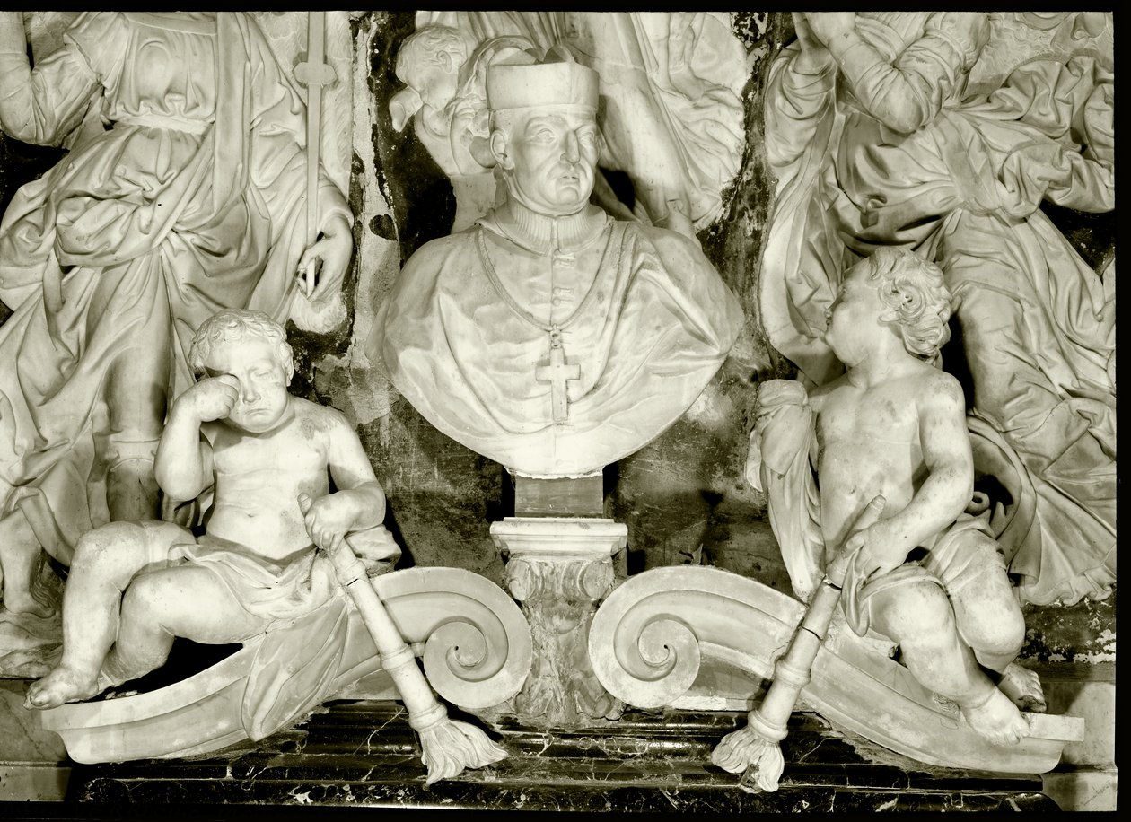Detalj av begravelsesmonumentet til kardinal Forteguerri (marmor) (detalj av 434103) av Andrea del Verrocchio